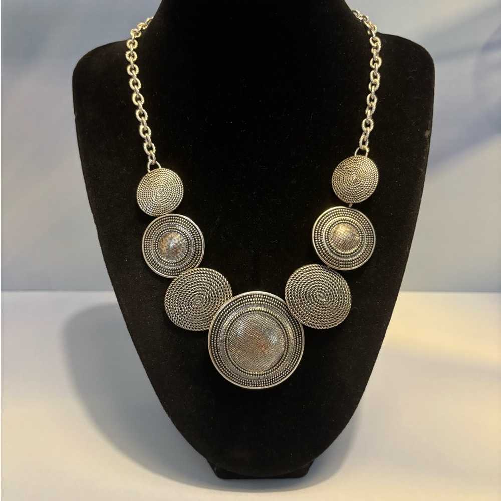 🌻Dana Buchman Silver Tone Boho Style Necklace 18”+3”